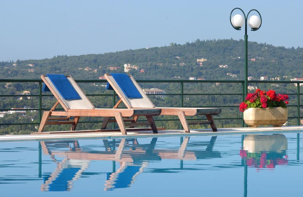 Marilena Hotel อิปโซส ภายนอก รูปภาพ